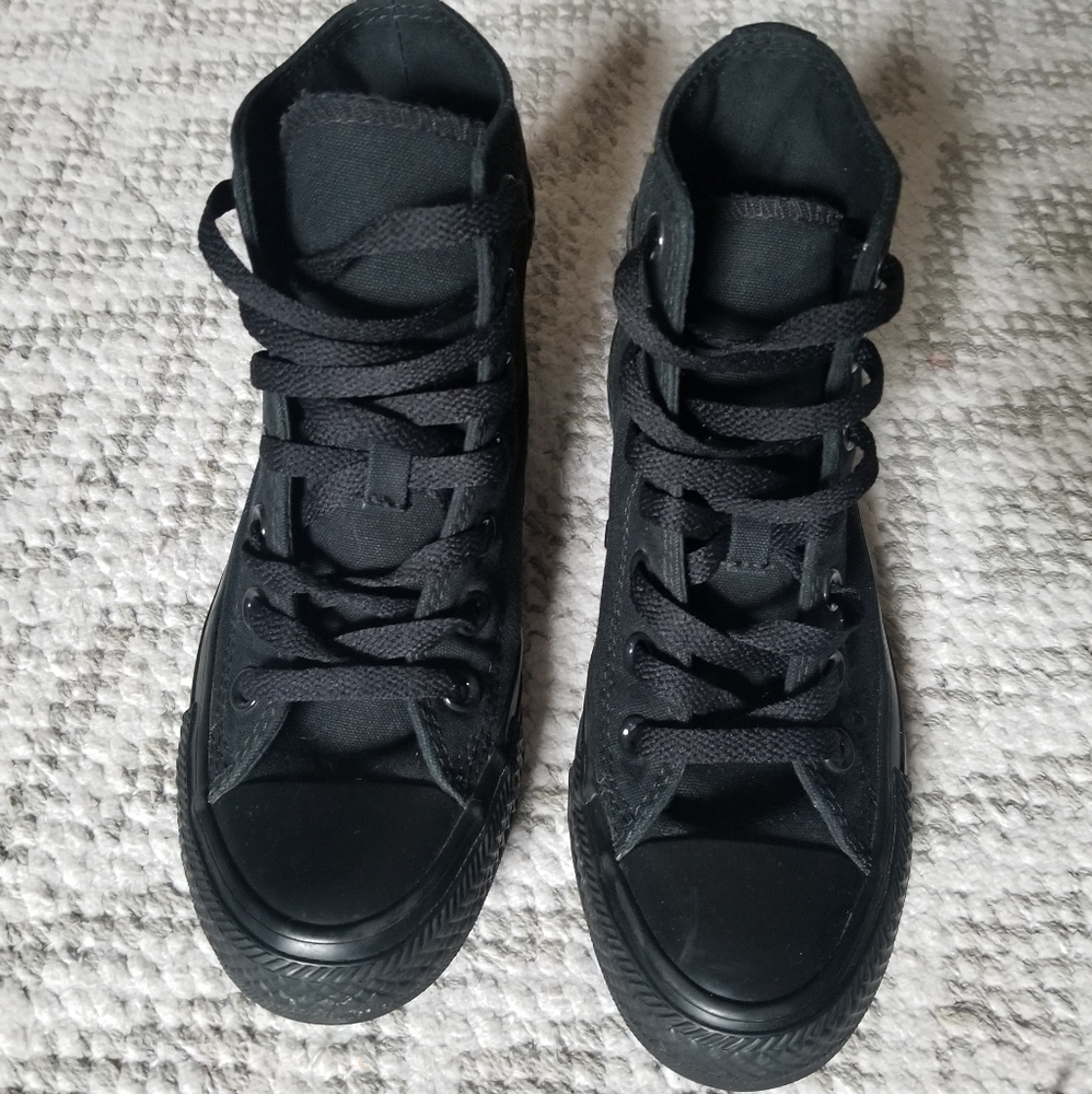 Converse Black High Tops Size 5.5